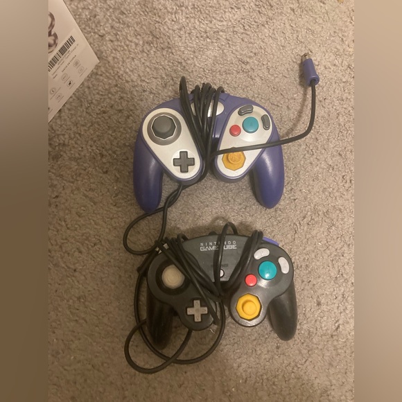 Nintendo GameCube Console Lot; 3 games, 2 controllers, memory card, hdmi adapter - Picture 3 of 10